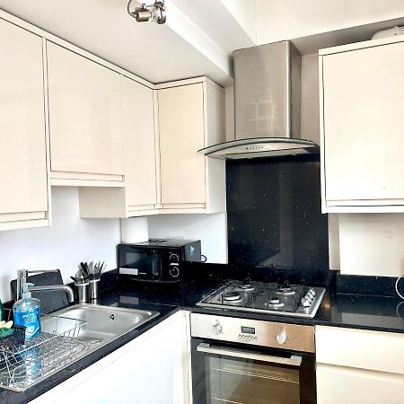 137 Guest House Camden Town Лондон Экстерьер фото