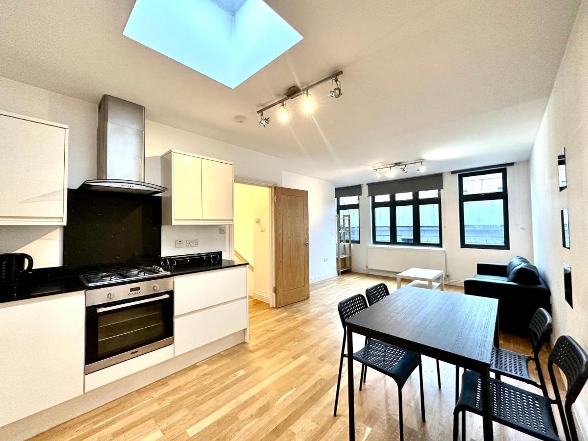 137 Guest House Camden Town Лондон Экстерьер фото
